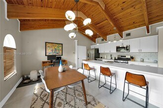 18900 Belview Dr in Cutler Bay, FL - Building Photo - Building Photo