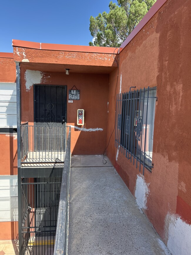 2800 Vail Ave SE, Unit 230 in Albuquerque, NM - Building Photo - Building Photo