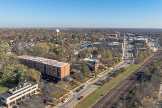 382 Penn in Glen Ellyn, IL - Foto de edificio - Building Photo