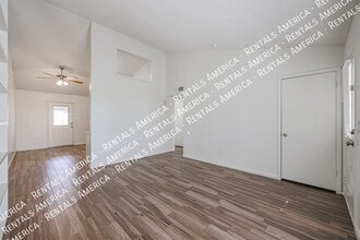 8913 W Desert Jewel Dr in Peoria, AZ - Building Photo - Building Photo