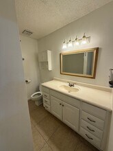 12121 Armenia Gables Cir in Tampa, FL - Building Photo - Building Photo