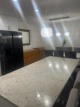 6540 W Irving Park Rd in Chicago, IL - Building Photo - Building Photo