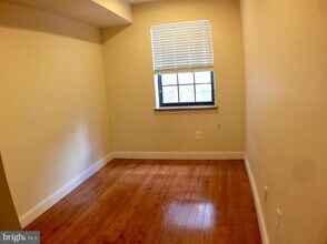 1241 Vine St in Philadelphia, PA - Building Photo - Building Photo