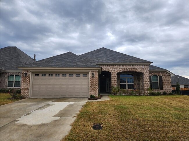 property at 292 Hedgefield Dr