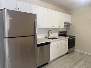 3 Toms Point Ln in Port Washington, NY - Building Photo - Building Photo