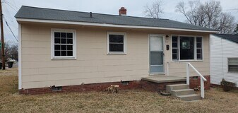 4101 Peterson Ave in Greensboro, NC - Building Photo