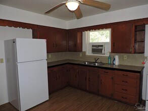 1010 Pennsylvania Dr in Pensacola, FL - Building Photo - Building Photo