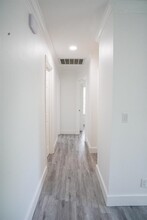 201 Winchester Ct in Austin, TX - Building Photo - Building Photo