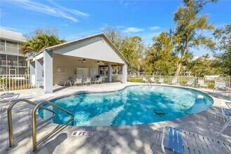 9613 Tara Cay Ct in Seminole, FL - Building Photo - Building Photo