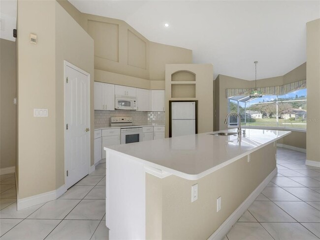 7871 Canyon Lake Cir in Orlando, FL - Building Photo - Building Photo