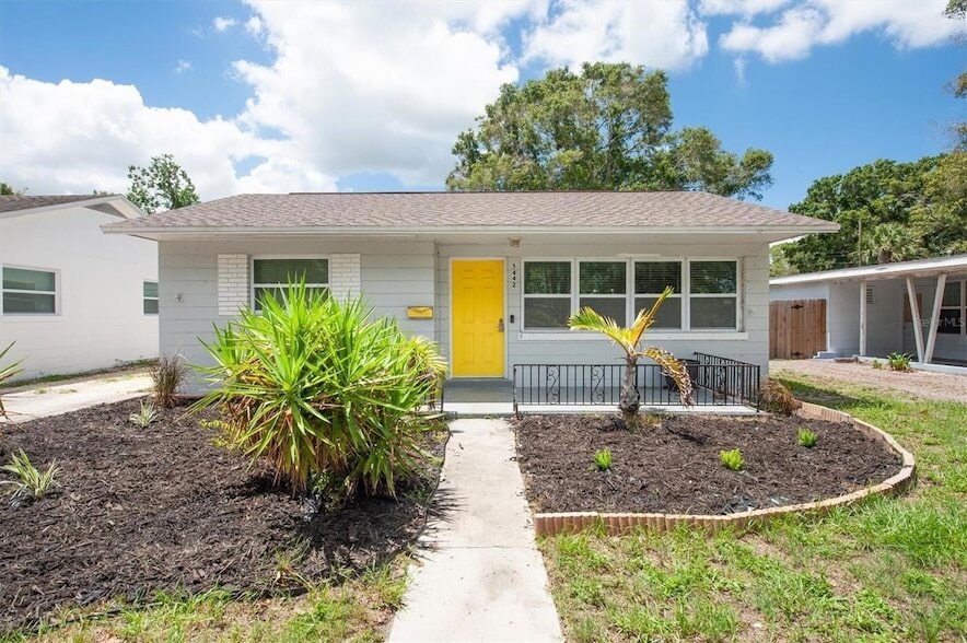 5442 9th Ave N, Unit 502 in St. Petersburg, FL - Building Photo