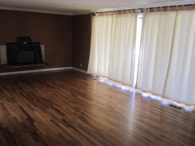 466 S 300 E in Cedar City, UT - Building Photo - Building Photo