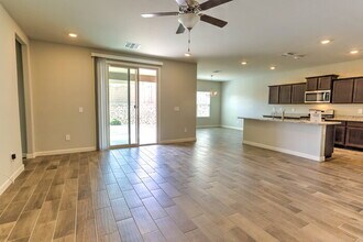 1117 W Valley Meadow Ln in Sahuarita, AZ - Building Photo - Building Photo