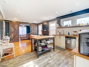 97 La France Ave in Bloomfield, NJ - Building Photo - Building Photo