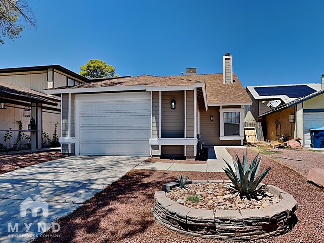 property at 4336 N Fox Point Dr