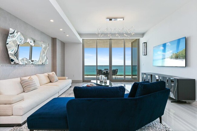 17901 Collins Ave in Sunny Isles Beach, FL - Building Photo - Building Photo