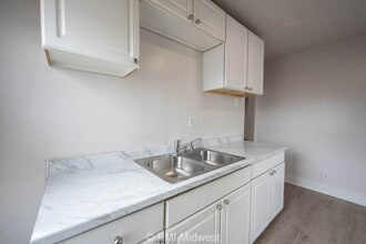 2211 E New York St in Indianapolis, IN - Building Photo - Building Photo