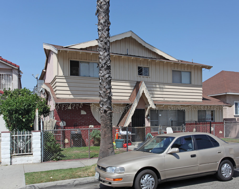 5949 Rugby Ave in Huntington Park, CA - Building Photo