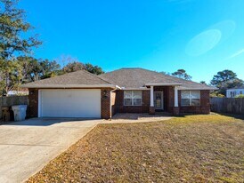 2216 Chapparel St in Navarre, FL - Building Photo