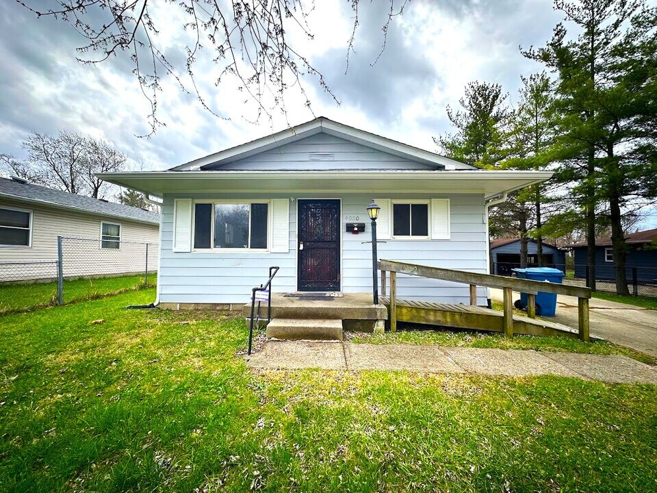 4050 Arquette Dr in Indianapolis, IN - Building Photo