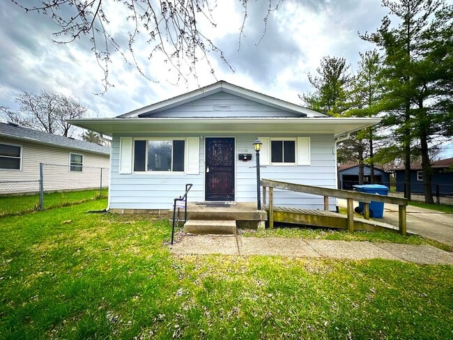 property at 4050 Arquette Dr