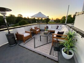 5455 25th Ave SW, Unit C in Seattle, WA - Building Photo