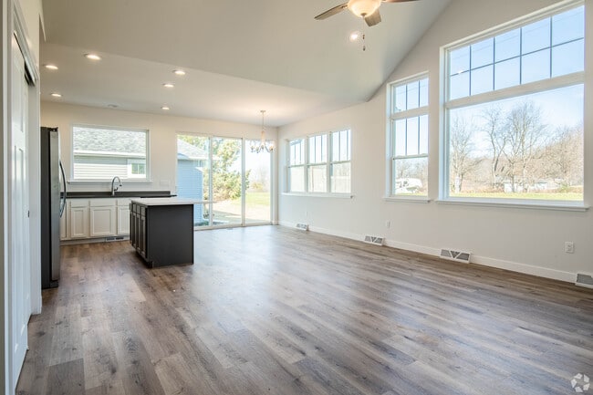 9505 Excalibur Dr in Schofield, WI - Building Photo - Building Photo