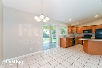 1116 SW 47th St in Cape Coral, FL - Foto de edificio - Building Photo