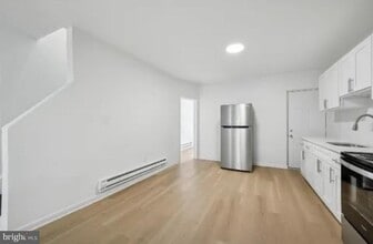 318 Berkley St in Philadelphia, PA - Building Photo - Building Photo
