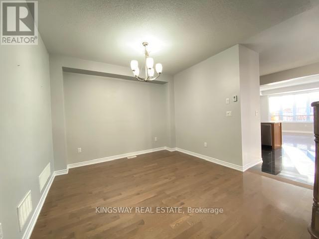 26 Cedarcrest St in Caledon, ON - Building Photo - Building Photo