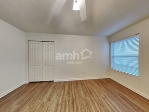 617 Creek Oak Dr in Murfreesboro, TN - Building Photo - Building Photo