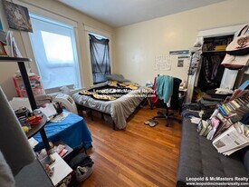 31 Woodstock Ave, Unit 68 woodstock ave 10 in Boston, MA - Building Photo
