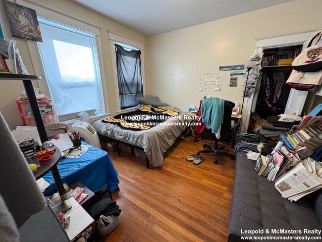 31 Woodstock Ave, Unit 68 woodstock ave 10