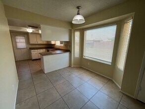 6739 S Jentilly Ln in Tempe, AZ - Building Photo - Building Photo
