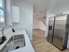 129 Riverwalk Cir in Sunrise, FL - Building Photo - Building Photo
