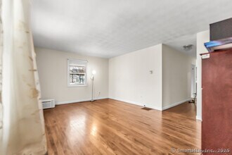 168 Hollister Ave in Bridgeport, CT - Building Photo - Building Photo