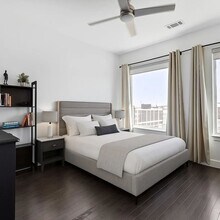 2407 8th Ave S in Nashville, TN - Building Photo - Building Photo