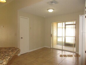 185 Seabreeze Cir in Kissimmee, FL - Building Photo - Building Photo
