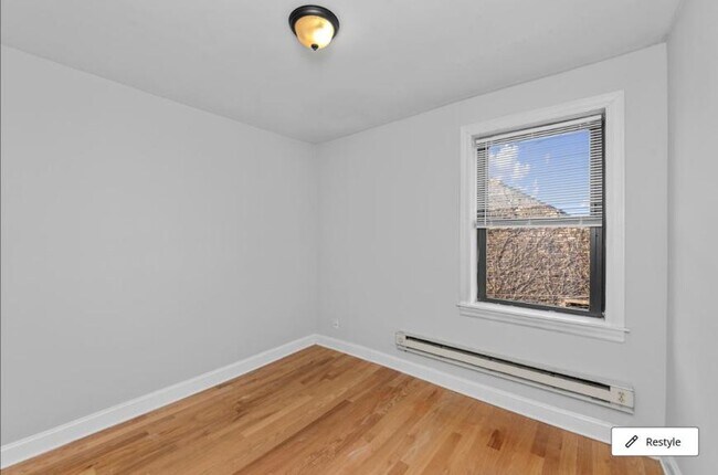 property at 3720 N Pine Grove Ave