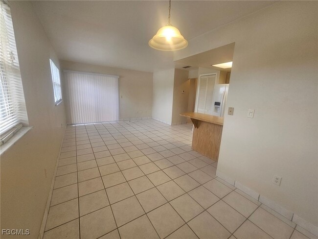 4030 Coronado Pkwy in Cape Coral, FL - Building Photo - Building Photo