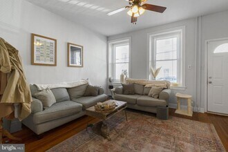 219 Dupont St in Philadelphia, PA - Building Photo - Building Photo