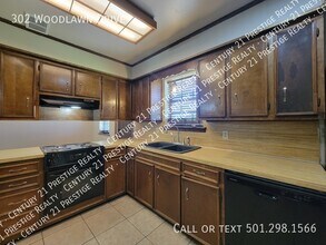 302 Woodlawn Dr in Lonoke, AR - Building Photo - Building Photo