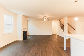 201 Valimar Dr in Braselton, GA - Building Photo - Building Photo