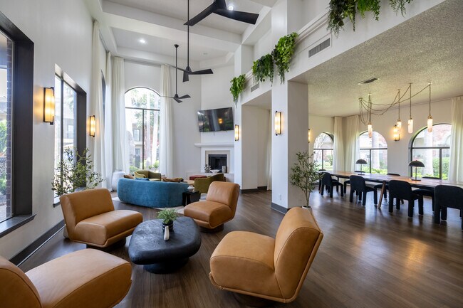 Elle At The Medical Center in Houston, TX - Foto de edificio - Interior Photo