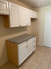 5109 Clover St-Unit -B in Houston, TX - Building Photo - Building Photo