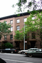 356 W 20th St Apartments