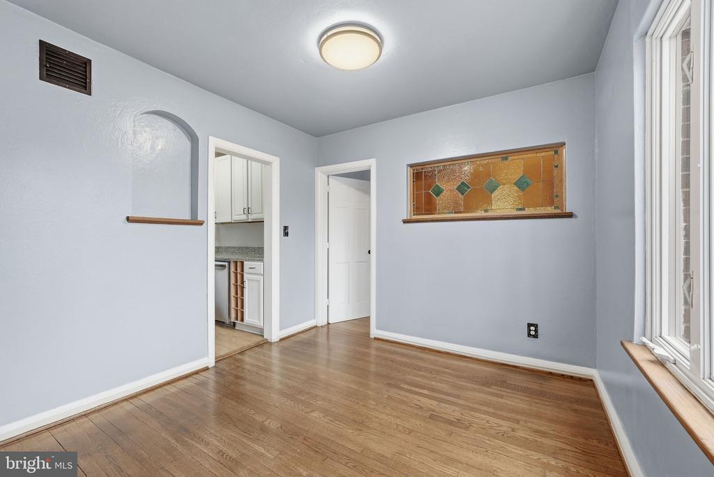 2030 N Quinn St in Arlington, VA - Building Photo