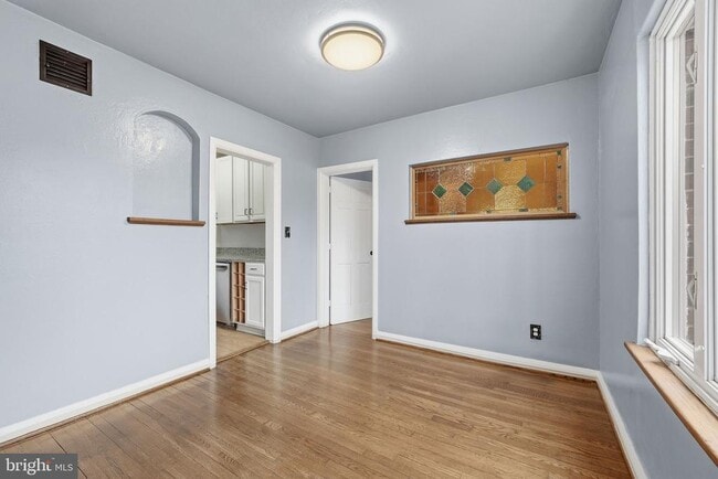 property at 2030 N Quinn St