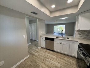 3602 S Beneva Rd in Sarasota, FL - Building Photo - Building Photo