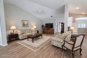 812 Handsome Cab Ln in Melbourne, FL - Building Photo - Building Photo
